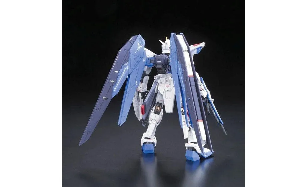 Freedom Gundam RG Model Kit - Gundam SEED