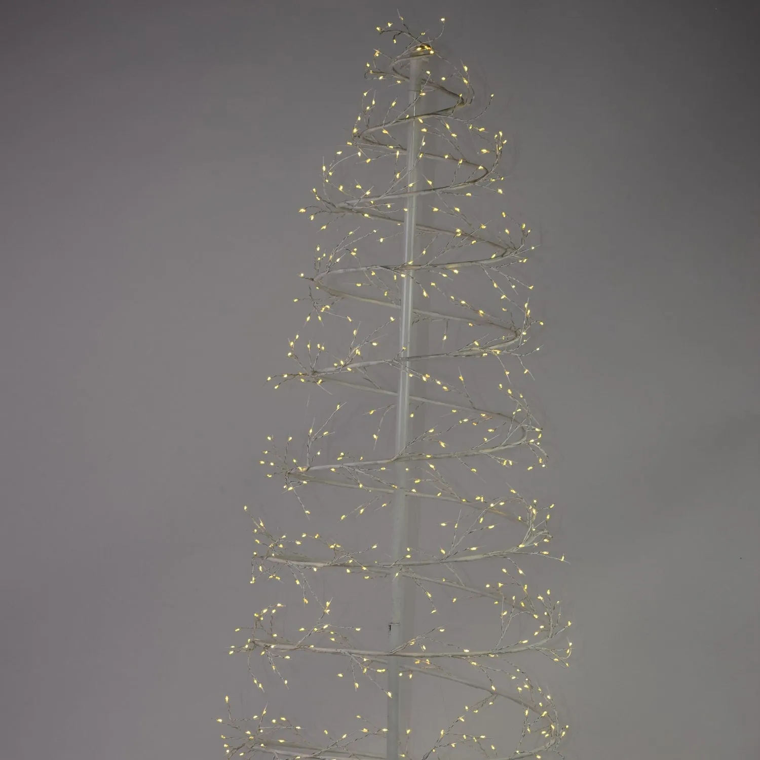 Revolve Tree - 2 Colors Available